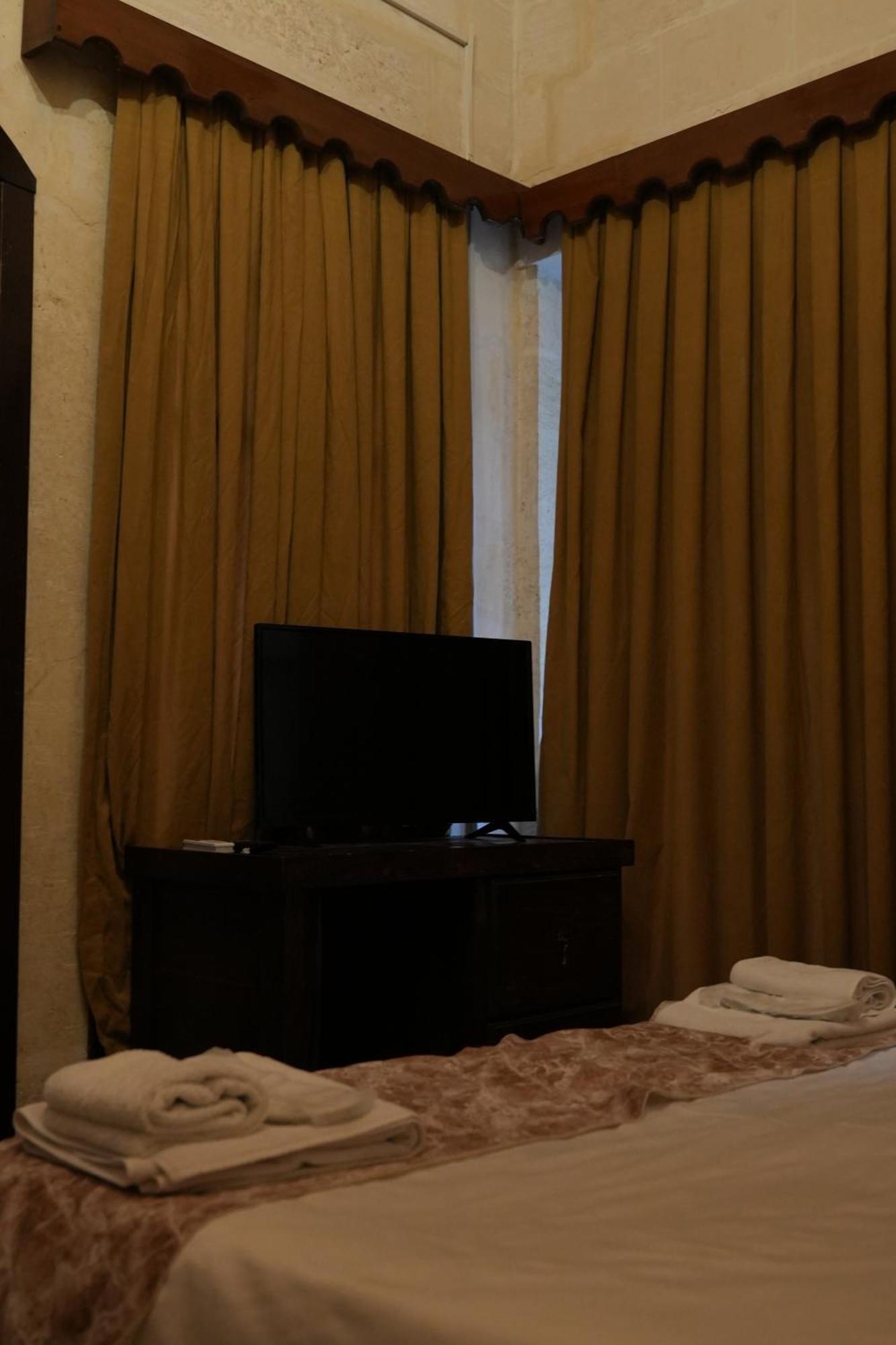 Joselin Hotel ชานลูร์ฟา ภายนอก รูปภาพ