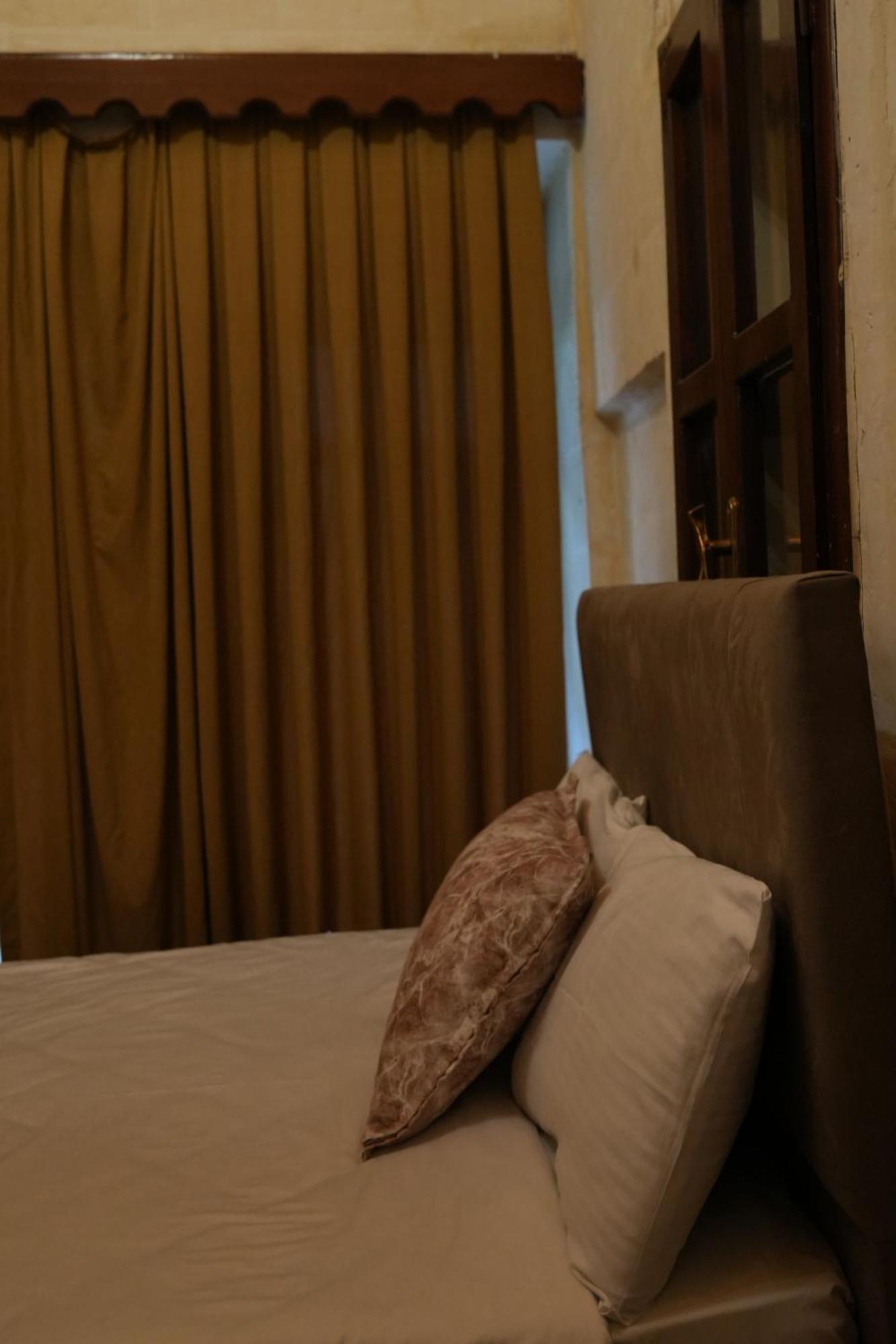Joselin Hotel ชานลูร์ฟา ภายนอก รูปภาพ