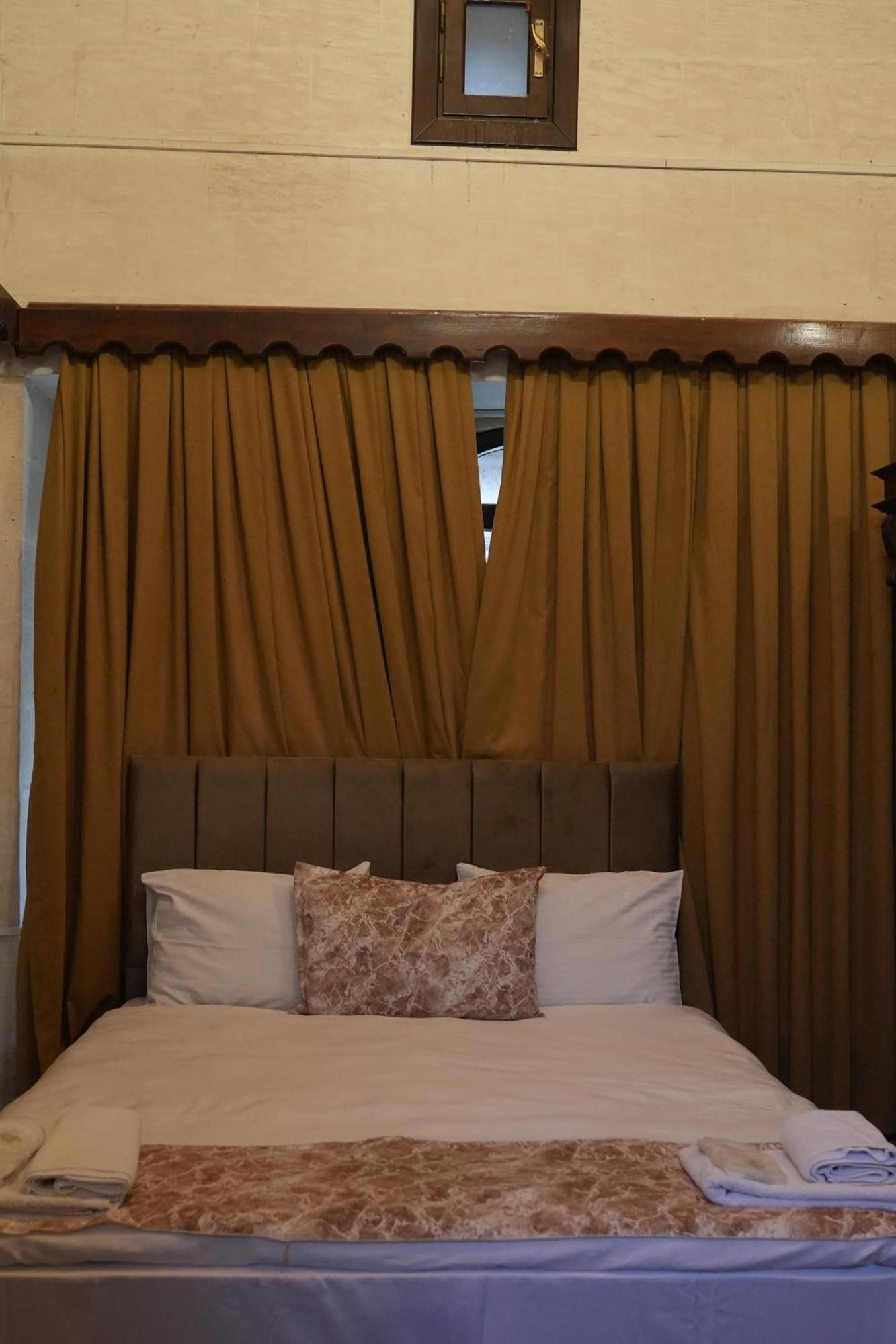 Joselin Hotel ชานลูร์ฟา ภายนอก รูปภาพ