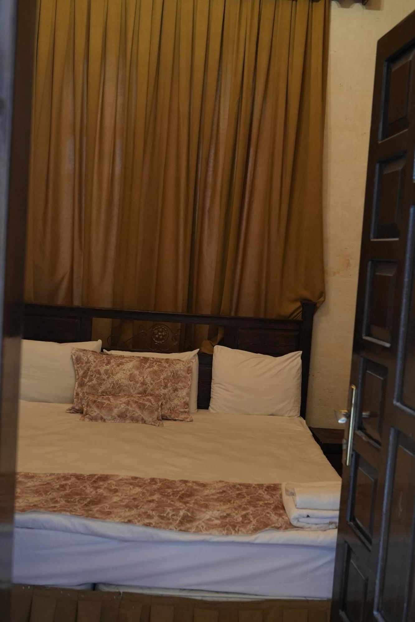 Joselin Hotel ชานลูร์ฟา ภายนอก รูปภาพ