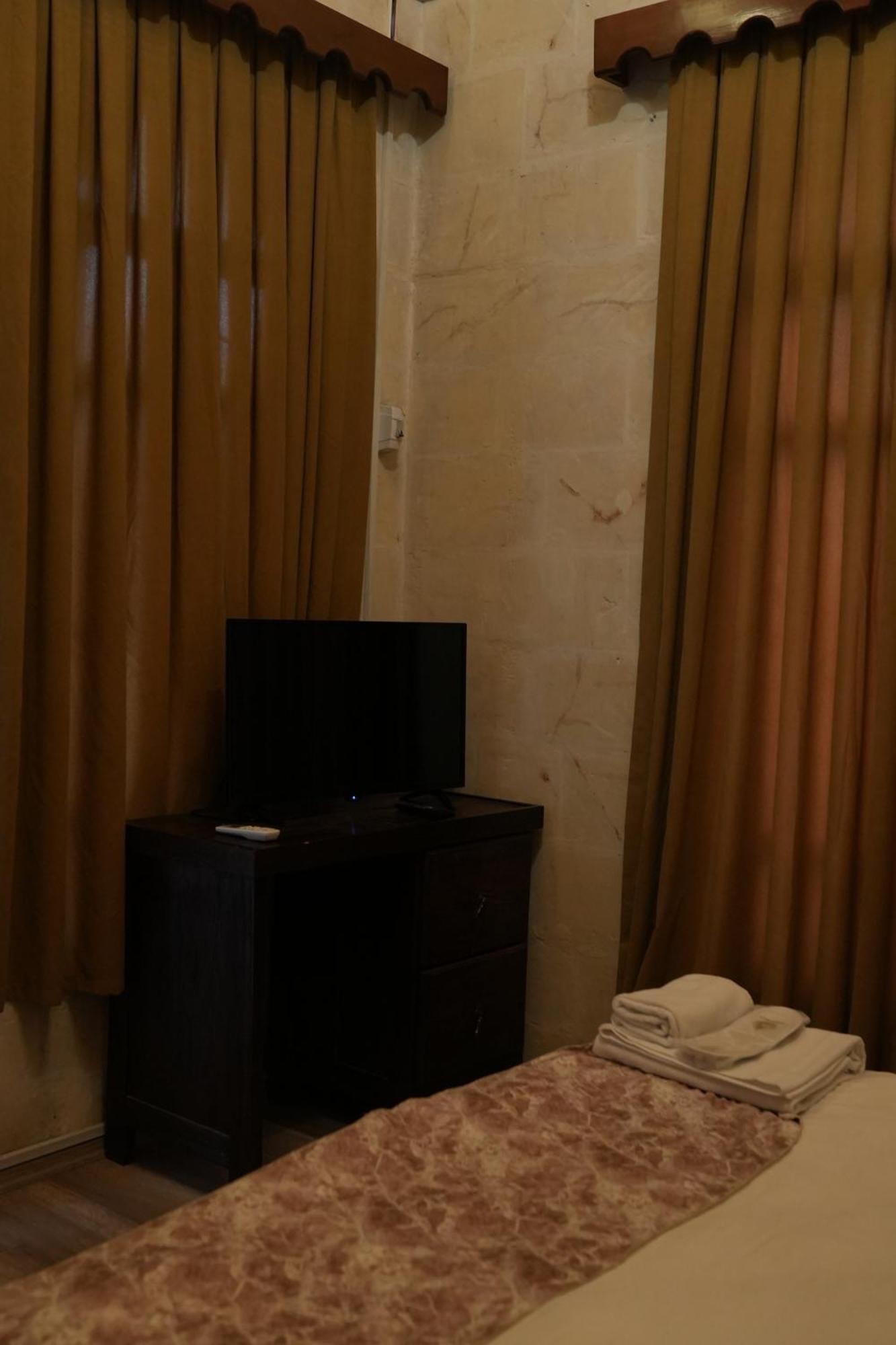 Joselin Hotel ชานลูร์ฟา ภายนอก รูปภาพ